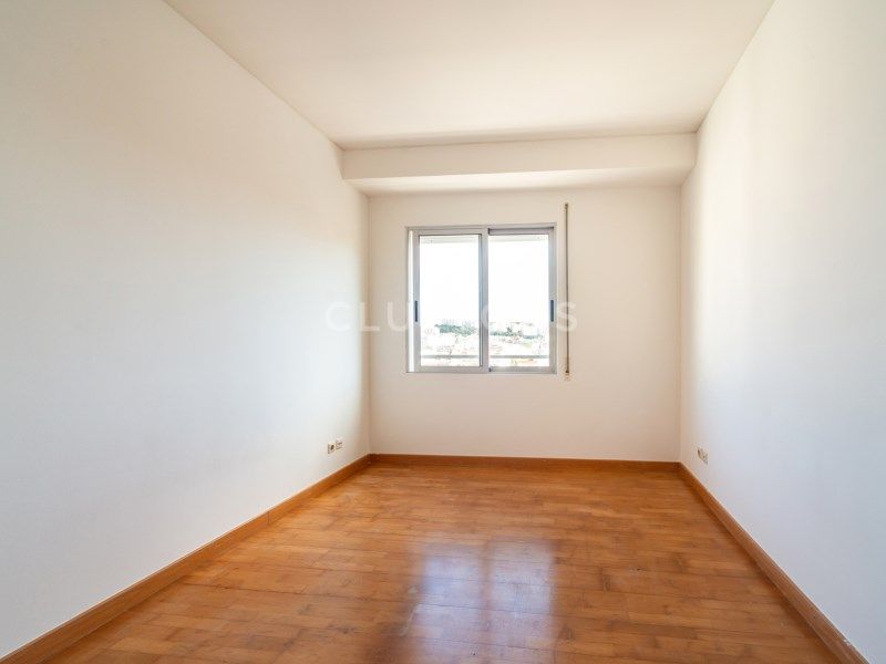 apartment 10 Rooms for sale on Sintra (2735)