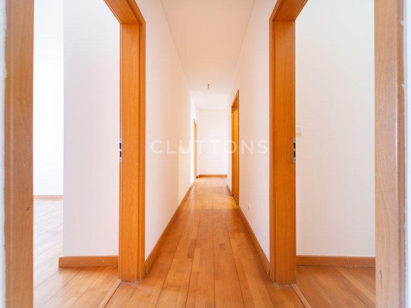 apartment 10 Rooms for sale on Sintra (2735)