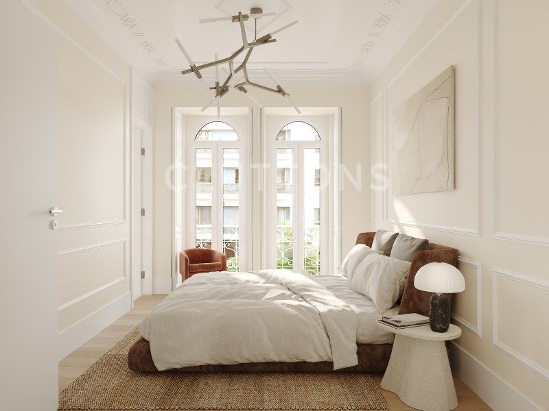 apartment 6 Rooms for sale on Lisboa (1050)