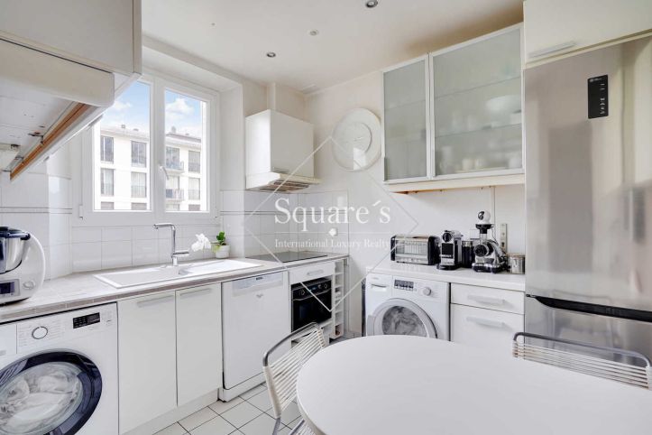 apartment 4 Rooms for sale on Neuilly-sur-Seine (92200) Sale Apartment Neuilly-sur-Seine 4 Rooms 88 m²