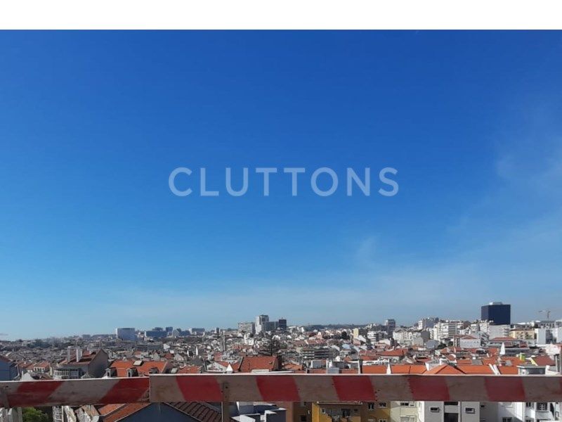 house 5 Rooms for sale on Lisboa (1900)