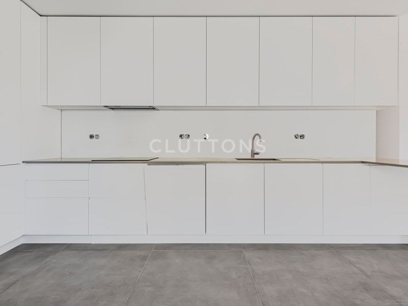 apartment 8 Rooms for sale on Cascais (2765)