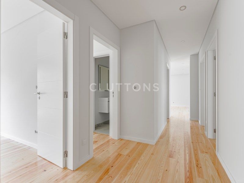apartment 8 Rooms for sale on Cascais (2765)