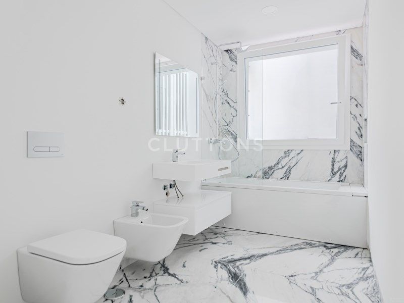 apartment 8 Rooms for sale on Cascais (2765)