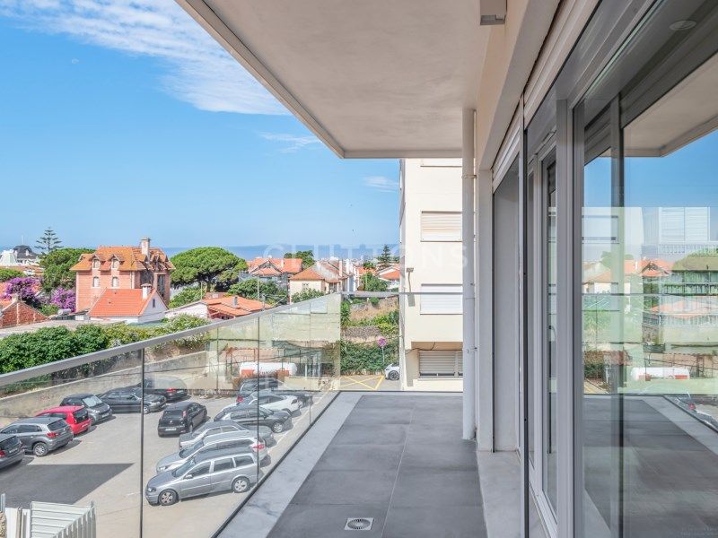 apartment 8 Rooms for sale on Cascais (2765)