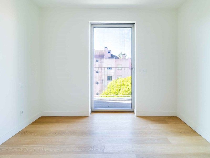 apartment 5 Rooms for sale on Lisboa (1800)