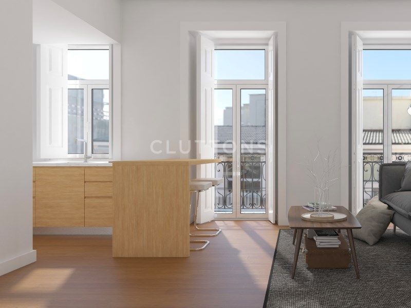 apartment 5 Rooms for sale on Lisboa (1170)