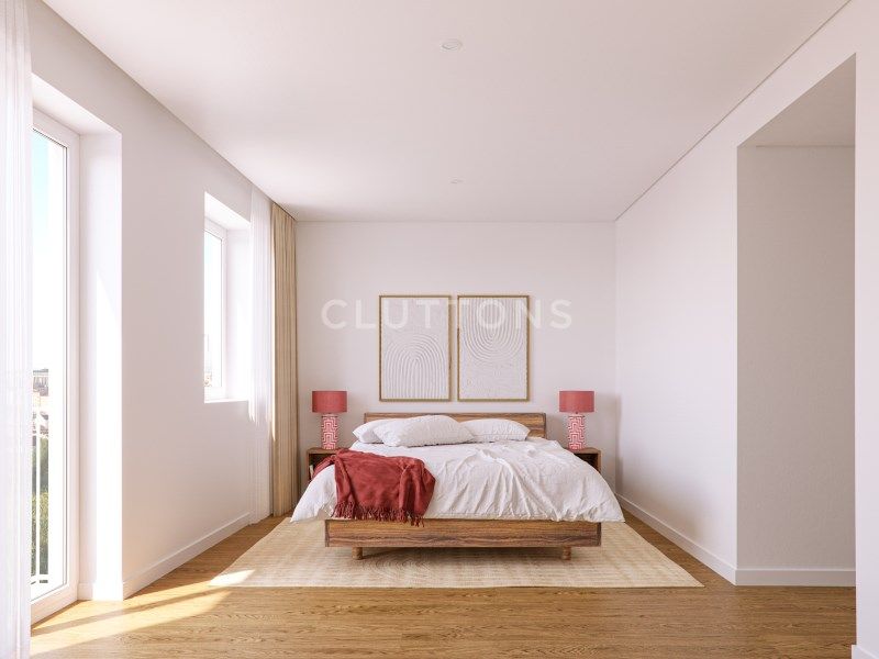 apartment 4 Rooms for sale on Lisboa (1900)