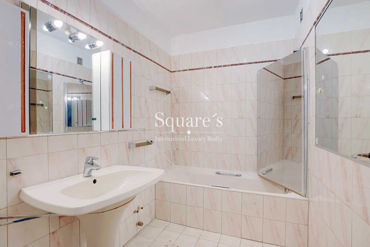 apartment 2 Rooms for sale on Neuilly-sur-Seine (92200)