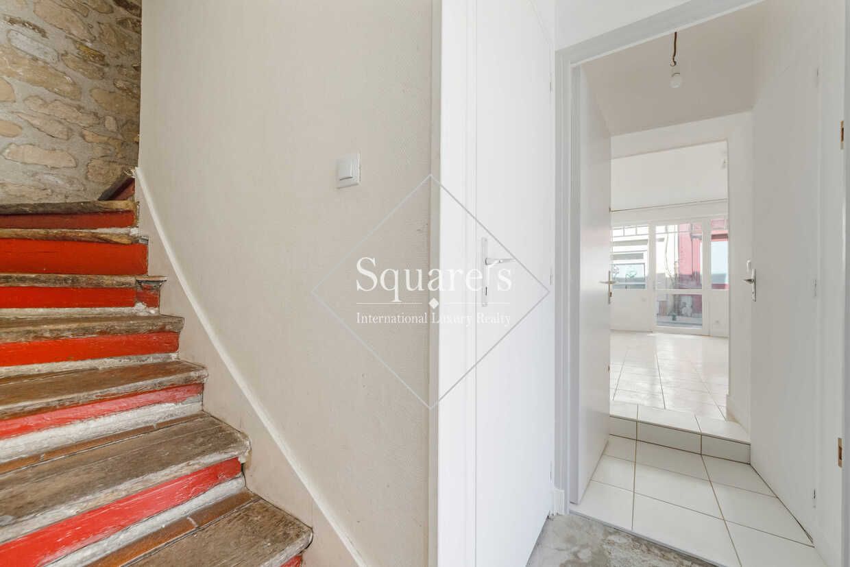 appartement 8 Pièces en vente sur Puteaux (92800)