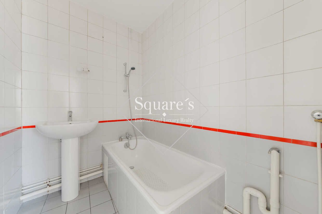 appartement 8 Pièces en vente sur Puteaux (92800)