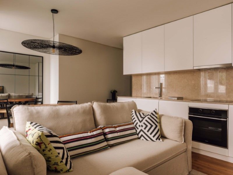 business premises 3 Rooms for sale on Lisboa (1300)