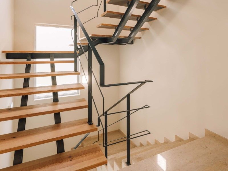 business premises 3 Rooms for sale on Lisboa (1300)