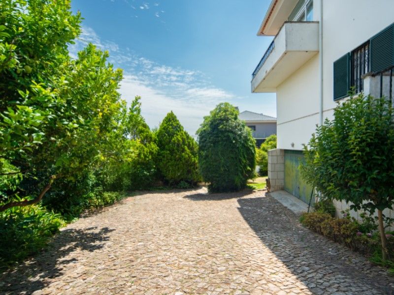 house 16 Rooms for sale on Cascais (2765)