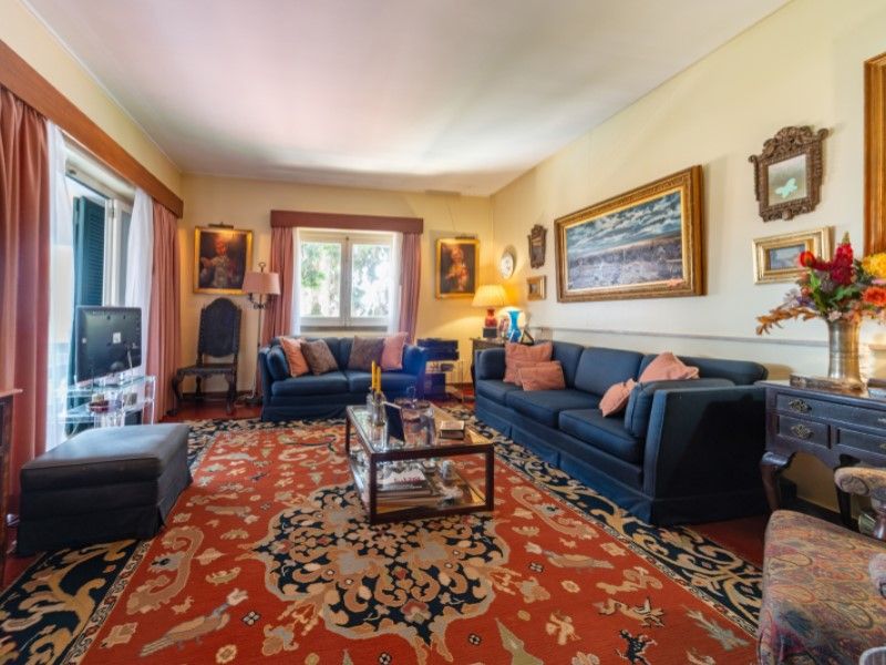 house 16 Rooms for sale on Cascais (2765)