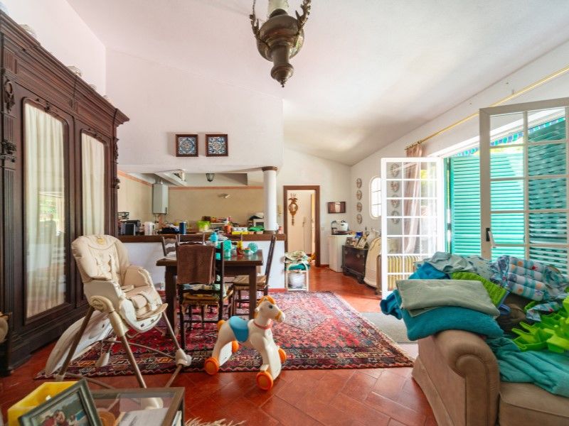 house 16 Rooms for sale on Cascais (2765)