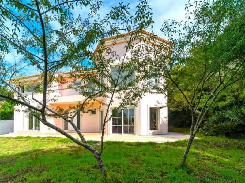 house 9 Rooms for sale on Sintra (2710)