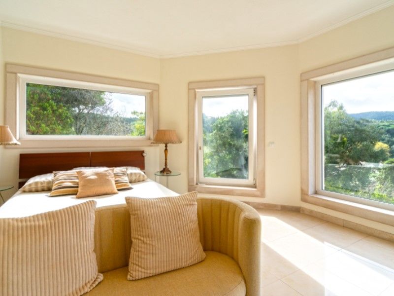 house 9 Rooms for sale on Sintra (2710)