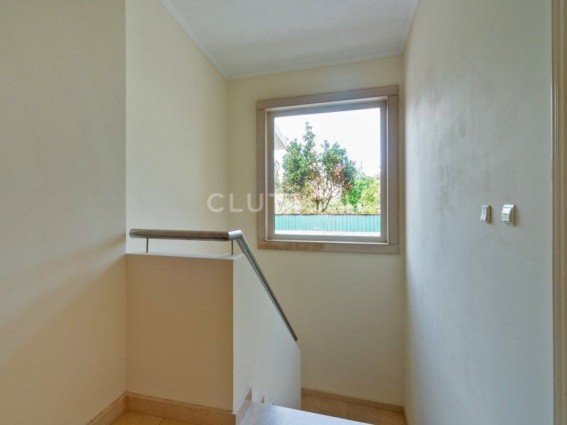 house 9 Rooms for sale on Sintra (2710)