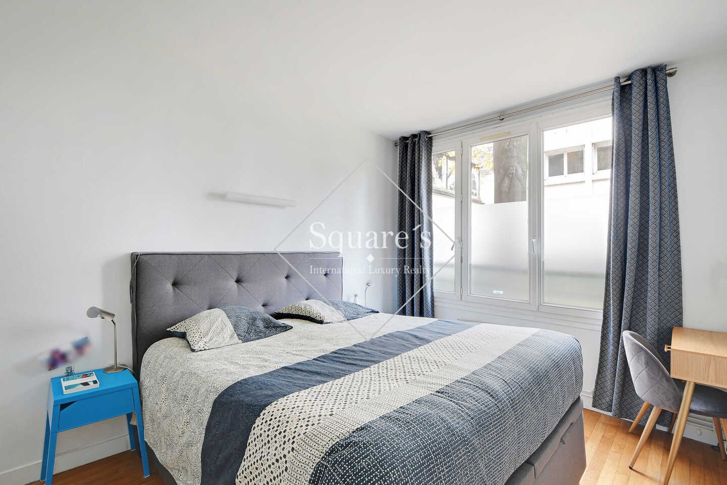 apartment 5 Rooms for sale on Neuilly-sur-Seine (92200)