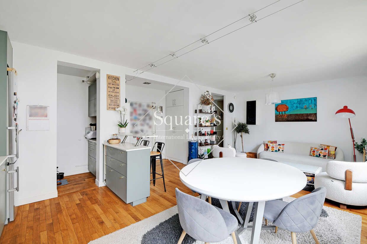 apartment 5 Rooms for sale on Neuilly-sur-Seine (92200)