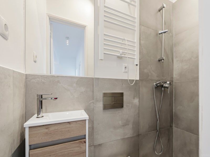 apartment 5 Rooms for sale on Lisboa (1350)