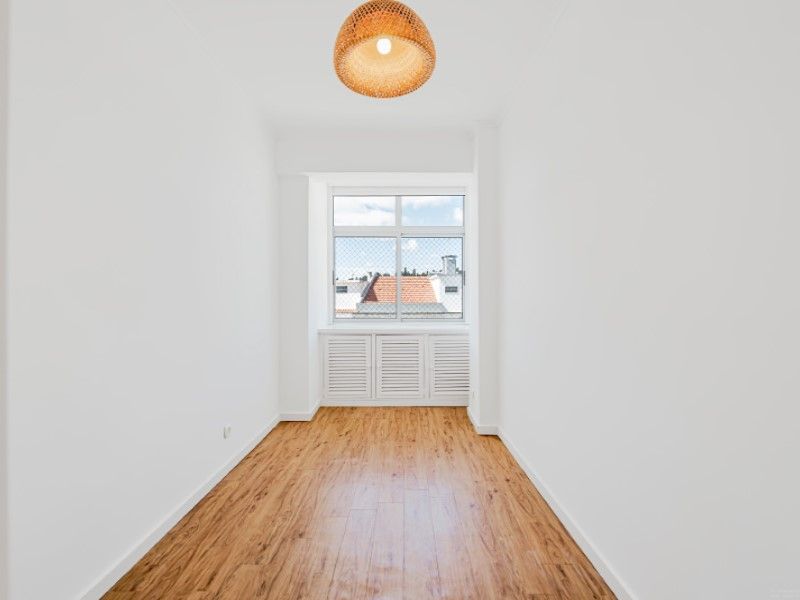 apartment 5 Rooms for sale on Lisboa (1350)