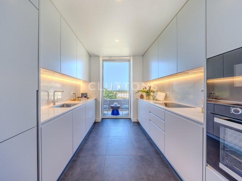 appartement 5 Pièces en vente sur Loulé (8125)