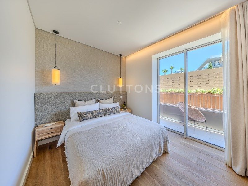 apartment 5 Rooms for sale on Loulé (8125)