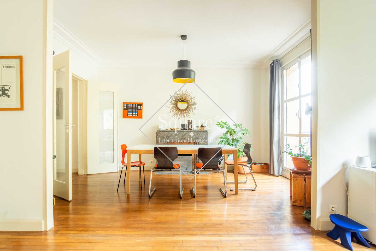 apartment 5 Rooms for sale on Paris 15ème (75015)