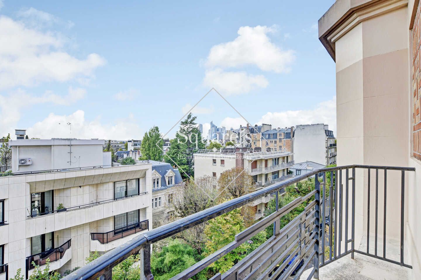 apartment 6 Rooms for sale on Neuilly-sur-Seine (92200)