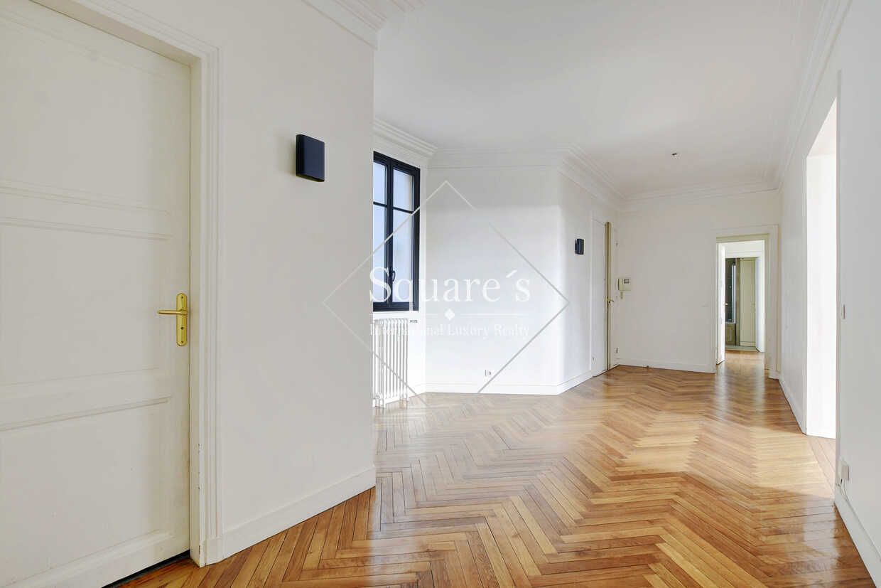 apartment 6 Rooms for sale on Neuilly-sur-Seine (92200)