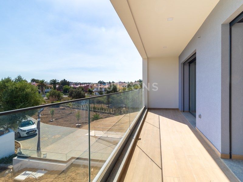 maison 9 Pièces en vente sur Cascais (2645)
