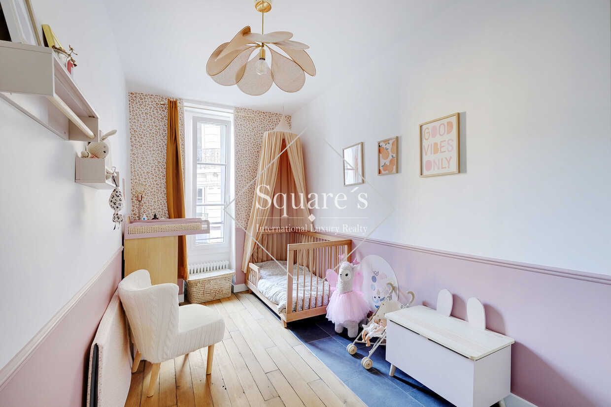 apartment 4 Rooms for sale on Paris 17ème (75017)