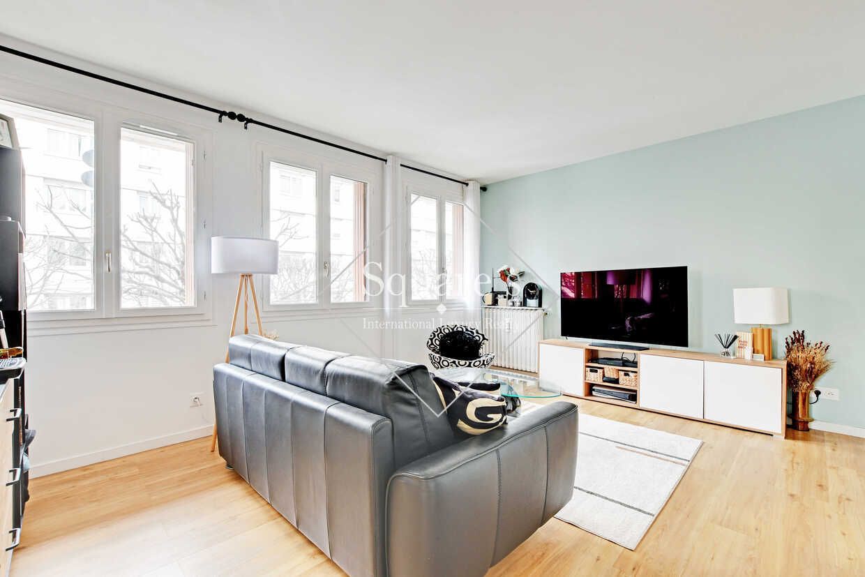 apartment 3 Rooms for sale on Levallois (92300)