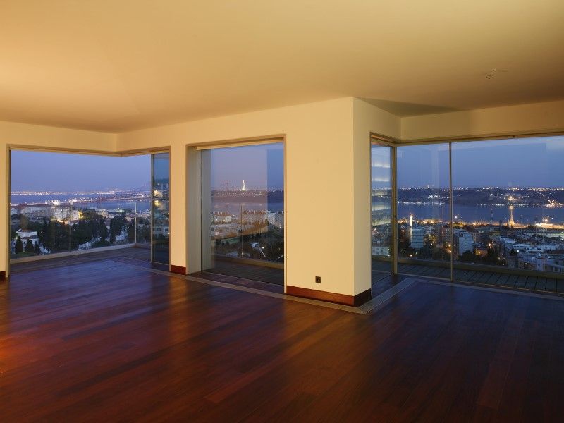 apartment 10 Rooms for sale on Lisboa (1400)