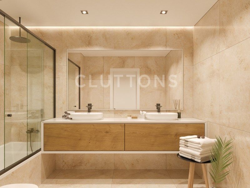 apartment 5 Rooms for sale on Lisboa (1070)