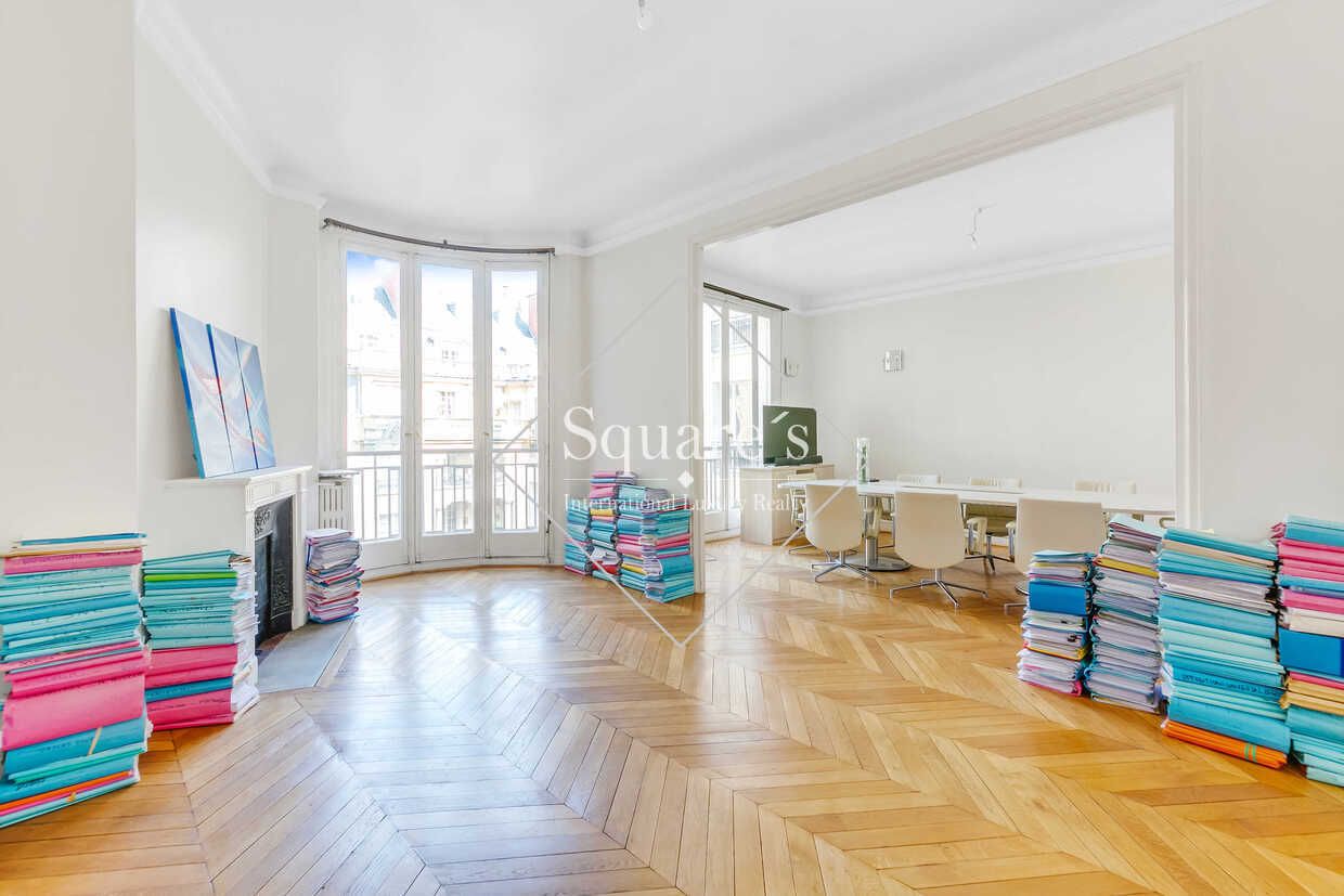 apartment 5 Rooms for sale on Paris 16ème (75016)