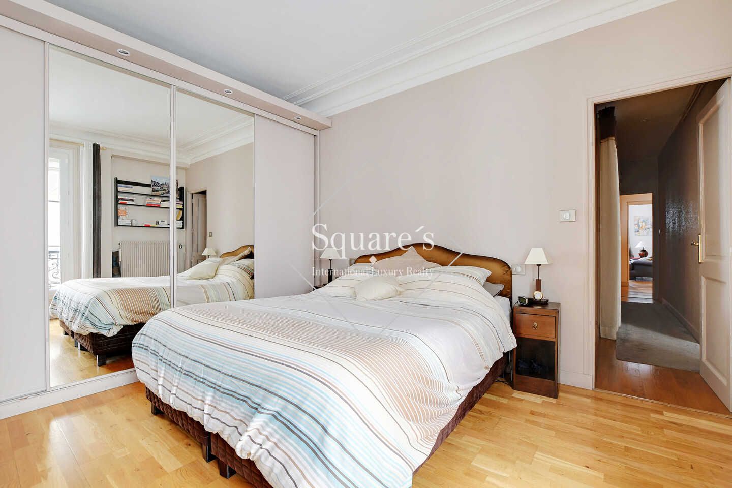 apartment 4 Rooms for sale on Paris 17ème (75017)