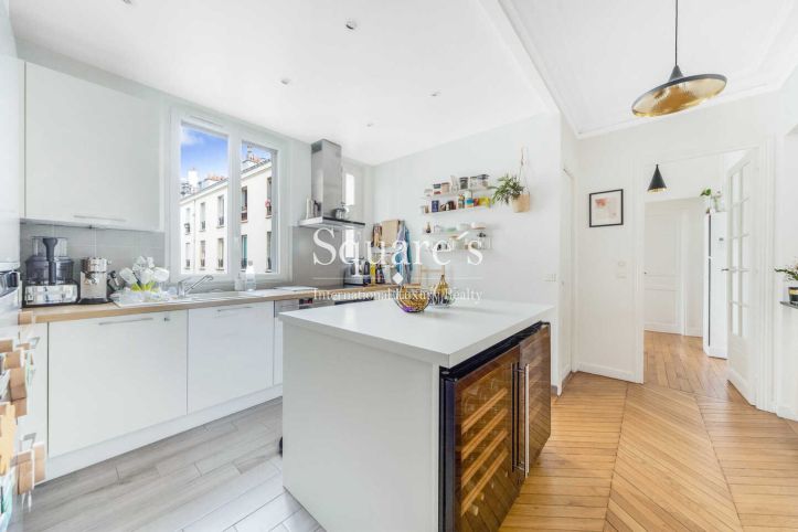 Sale Apartment Paris 18ème 3&nbsp;Rooms 94&nbsp;m²