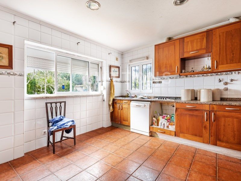 house 12 Rooms for sale on Almada (2825)