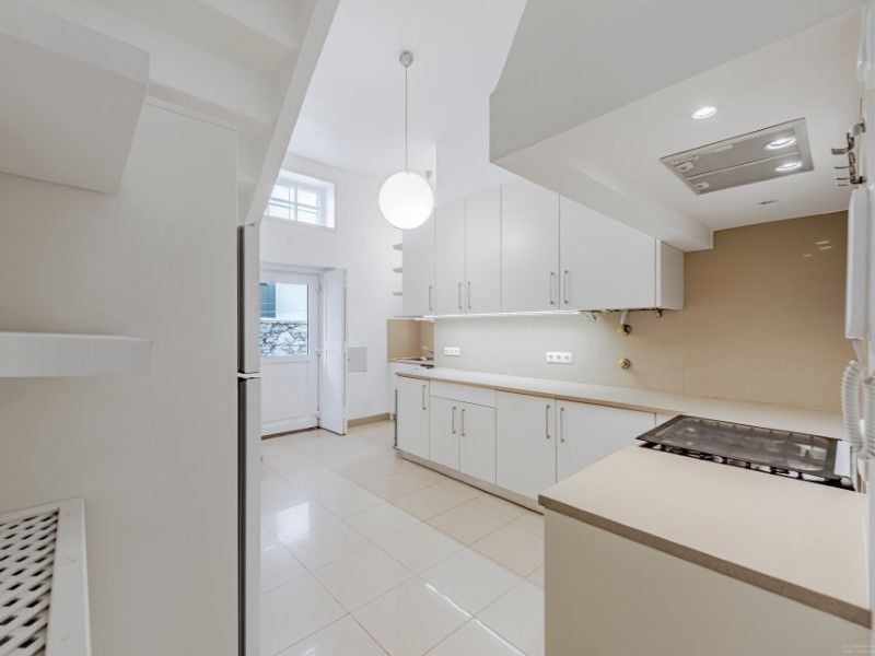 house 9 Rooms for sale on Cascais (2765)