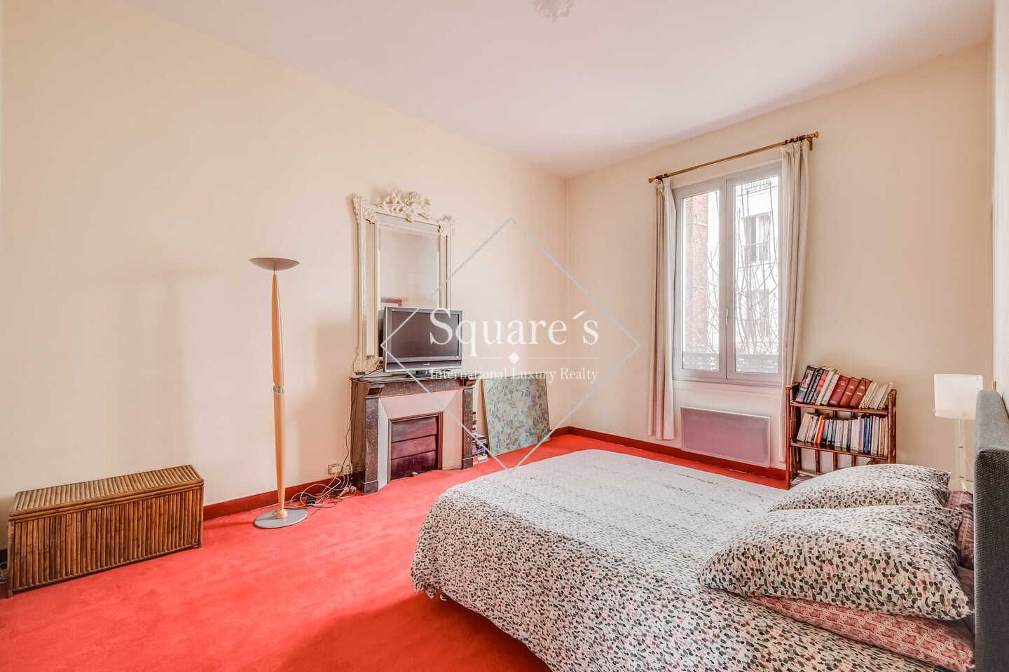 apartment 6 Rooms for sale on Paris 9ème (75009)
