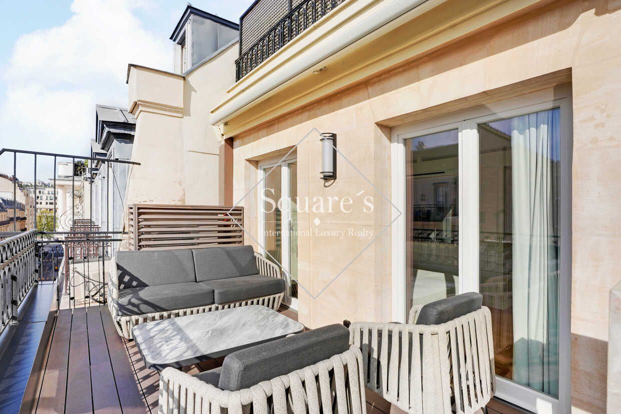 apartment 5 Rooms for sale on Paris 8ème (75008)