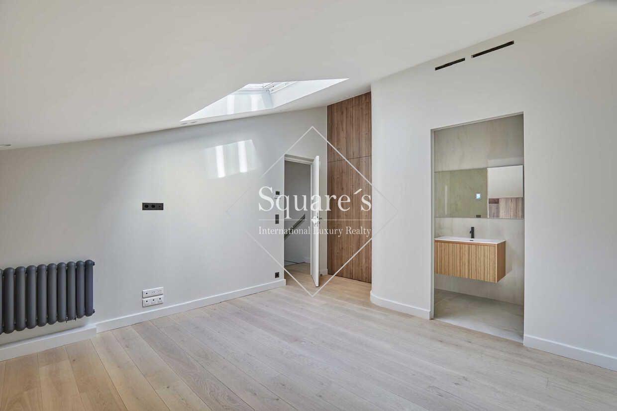 maison 5 Pièces en vente sur Paris 18ème (75018)