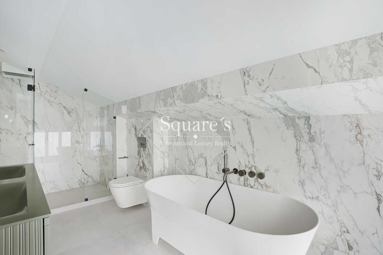 maison 5 Pièces en vente sur Paris 18ème (75018)