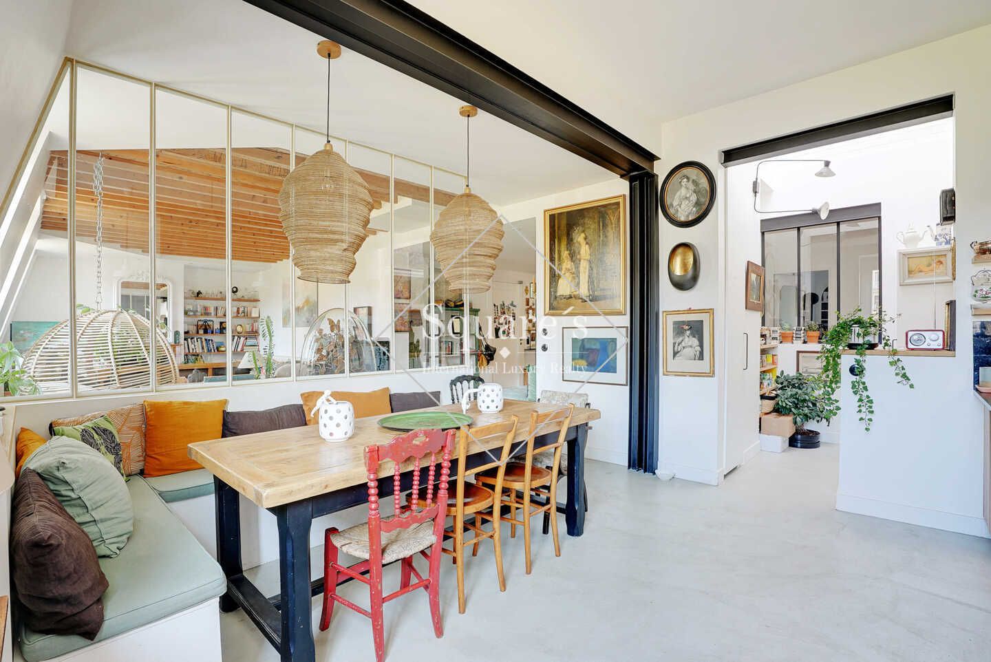 apartment 8 Rooms for sale on Paris 16ème (75016)