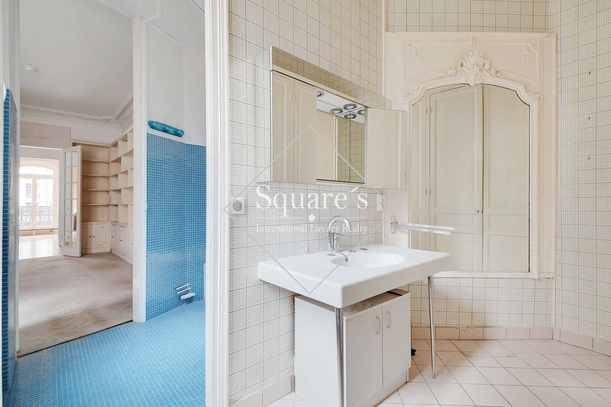 appartement 7 Pièces en vente sur Paris 17ème (75017)