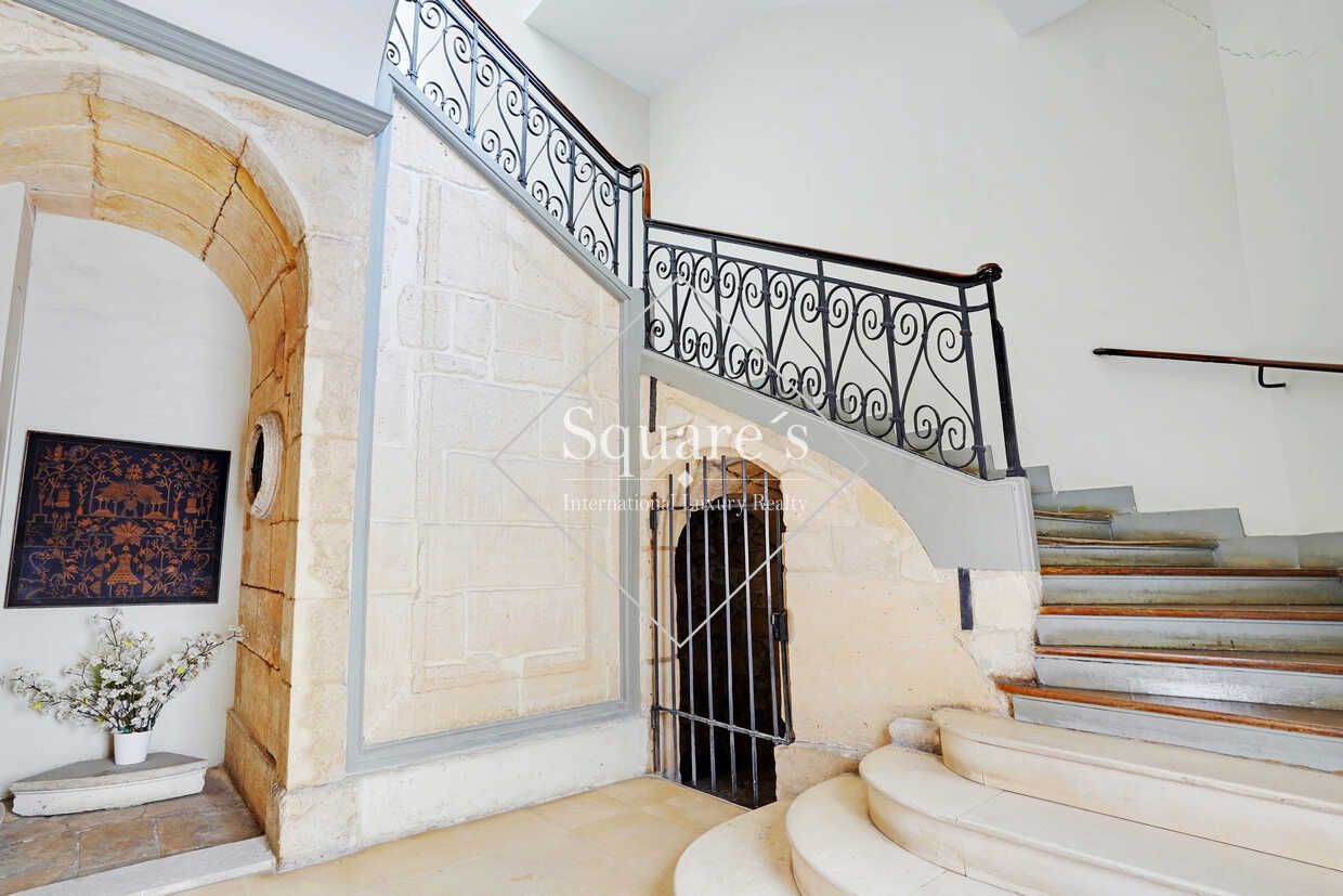 apartment 5 Rooms for sale on Paris 2ème (75002)