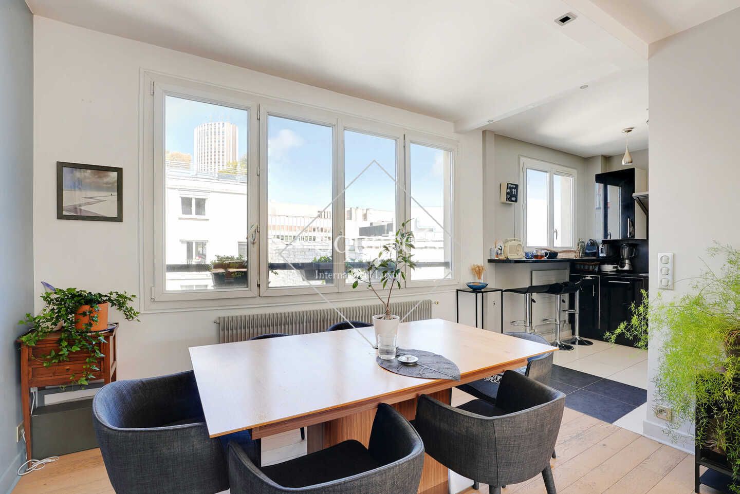 appartement 7 Pièces en vente sur Paris 17ème (75017)
